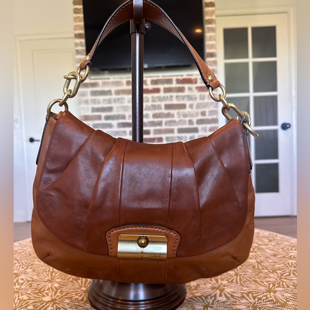 Coach Two Toned Leather Shoulder Bag